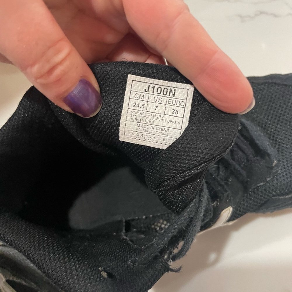 Wrestling shoes size 7